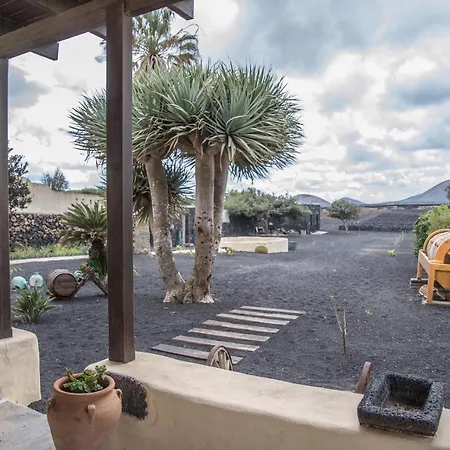 Tisalaya Landhaus Tinajo