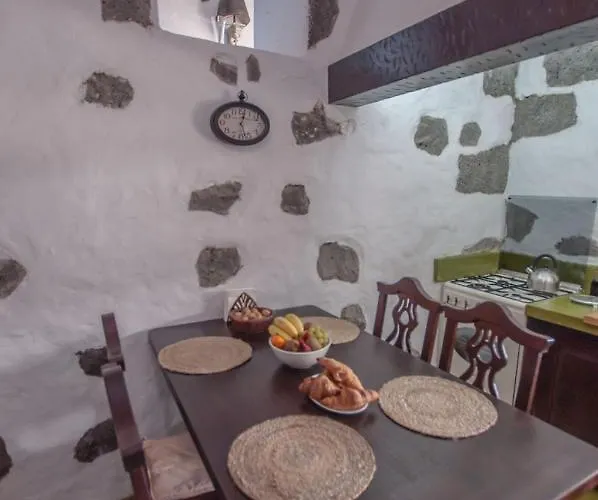 Country house Tisalaya *