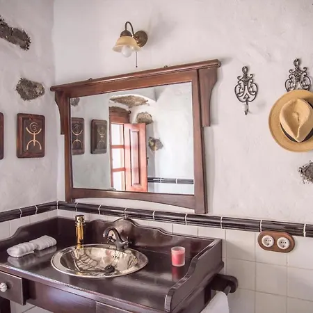 Tisalaya Landhaus Tinajo